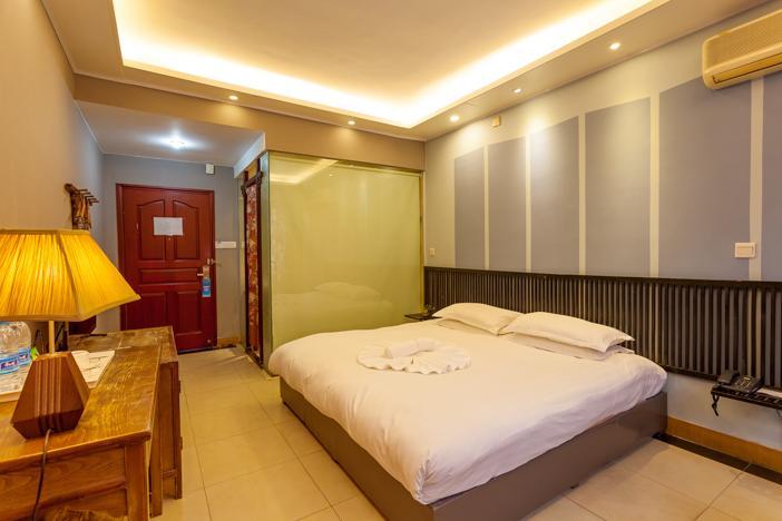 Starway Flower Hotel Chengdu Værelse billede